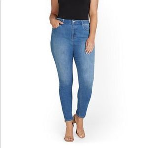 New York & Co. Jeans